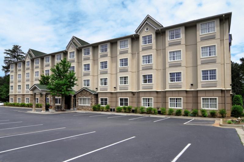Microtel Inn & Suites By Wyndham Perimeter Center Sandy Springs Exterior foto